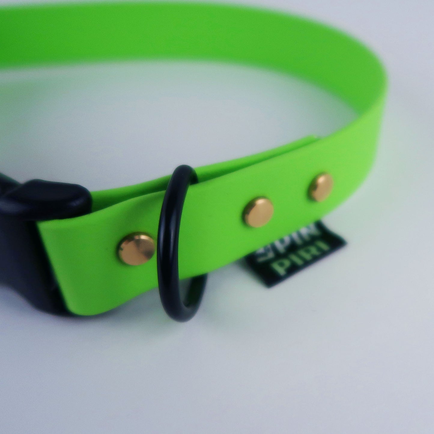 Biothane Street Collar™ – Neon Green / Blue